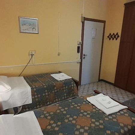 Albergo Da Peppino Poggio Mirteto Luaran gambar