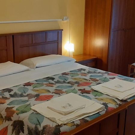 Albergo Da Peppino Poggio Mirteto Luaran gambar